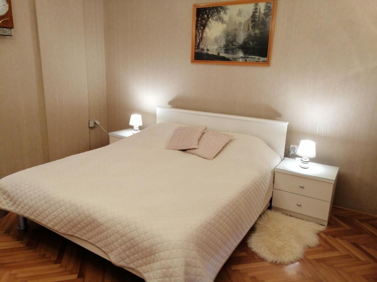 Lovely Apartment In Pomer Kültér fotó